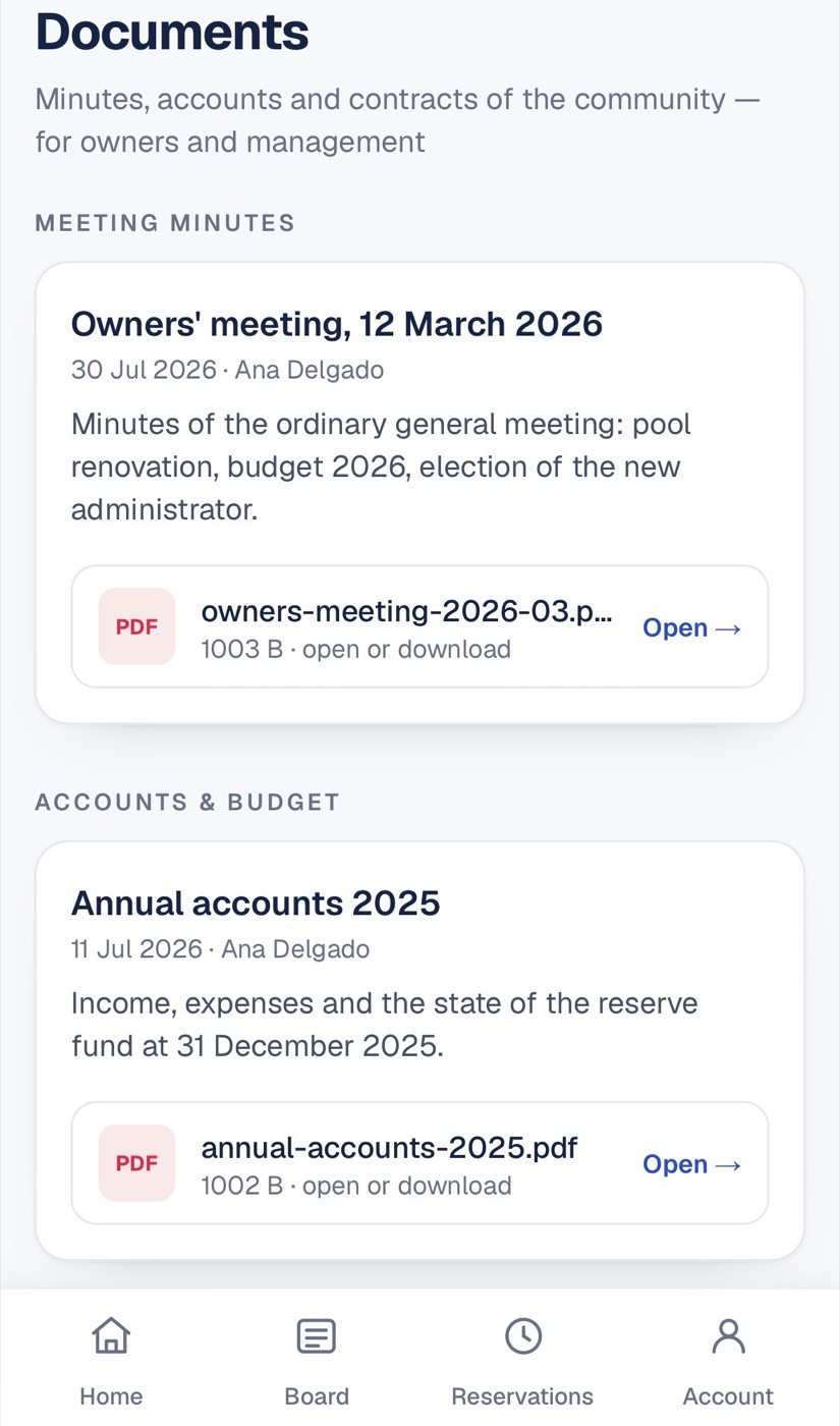 Documents: minutes and annual accounts